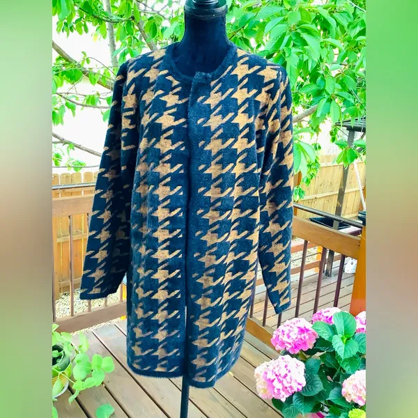 Women’s practical sweater jacket 🧡🖤🧡 - Image 7