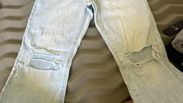 KanCan USA Ripped Jeans - Image 7