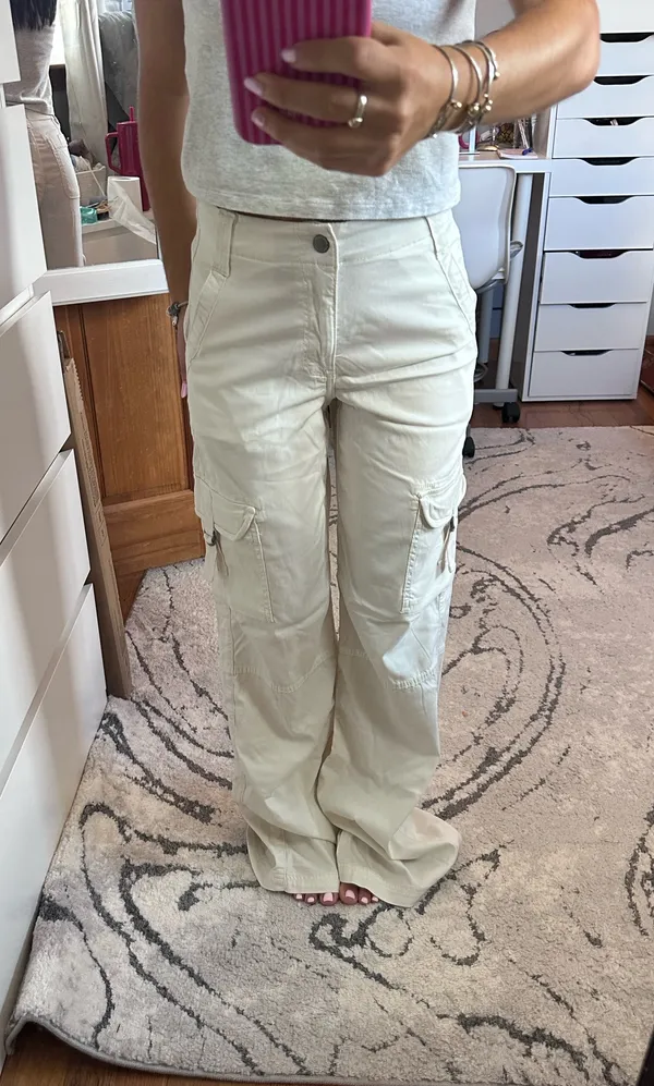 American Eagle Dreamy Drape Cargo Pants - Image 4