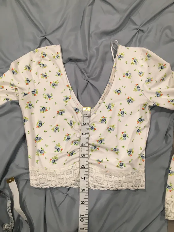 Urban Outfitters Gathered Front Floral Lace Crop Top - Image 6
