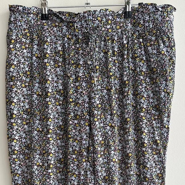 LOFT Paperbag Waist Cropped Flowy Floral Print Pants, Black/Multi, Size Large - Image 2