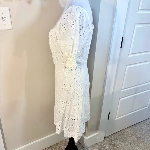 7 For All Mankind White Eyelet Puff Sleeve Babydoll Dress Size M💛 - Image 7