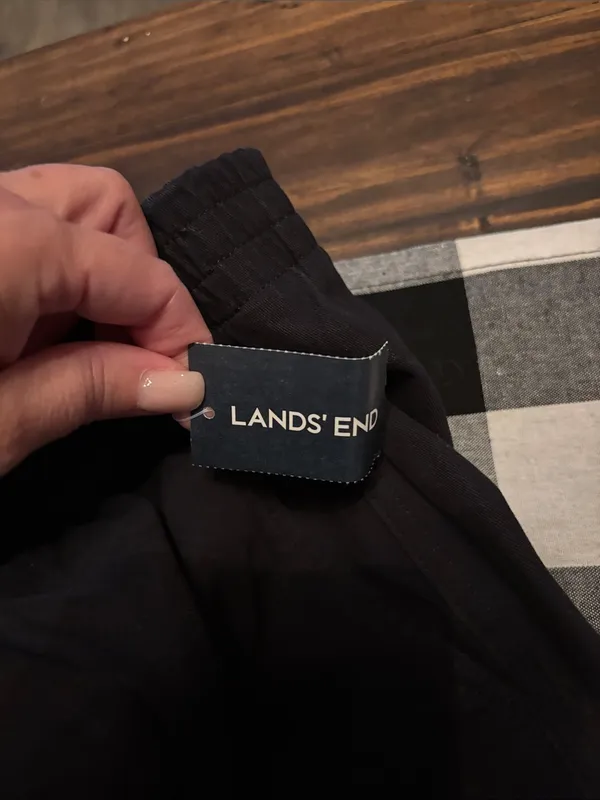 Lands end pull on black shorts mid rise 2 new - Image 4