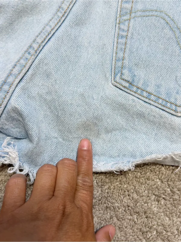Levi’s 501 Women’s Original Shorts Denim High Rise Button Fly in Light Wash 28 - Image 12
