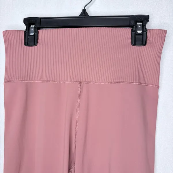 Vuori Lux Rib Studio Leggings - Image 5