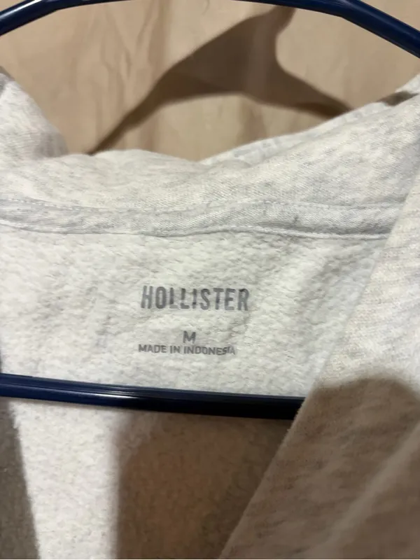 Nike Hollister sweatshirt - Image 2