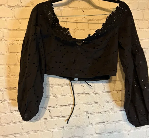 Golden Days Paris NWT black eyelet crop top, M - Image 3