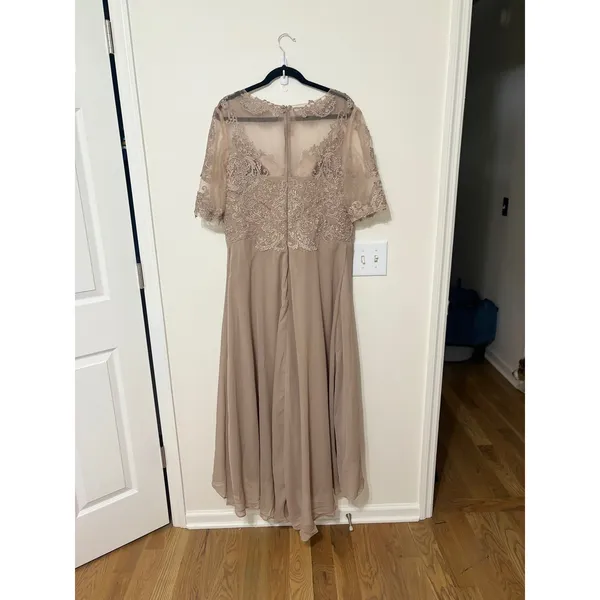 Grace Gallery Formal Dress Lace Bodice‎ Special Occasion Gown US 16 - Image 5