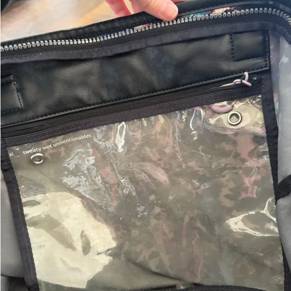 Lululemon Floral Print Tote Bag Pink Straps Gym Travel Beach Bag - Image 10