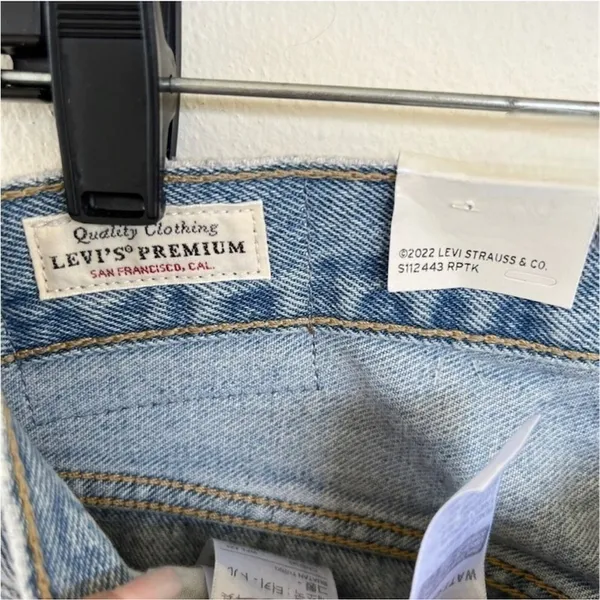 Levi’s jeans Premium 501 boot cut Original High-rise button fly 28 X 30 - Image 14