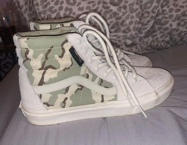 High Top  Womens - Image 2