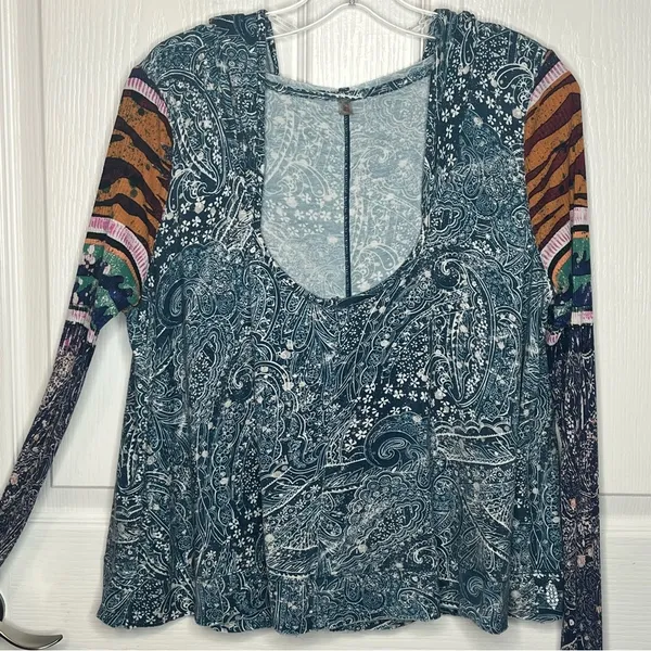Free People Movement Sz L Mix Print Hooded Swing Top Cropped Long Sleeves - Image 12