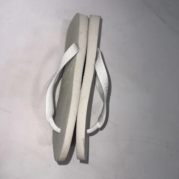 Havaianas Top White Classic Foam Outdoor Water Summer Thong Sandal Flip Flops 6 - Image 5
