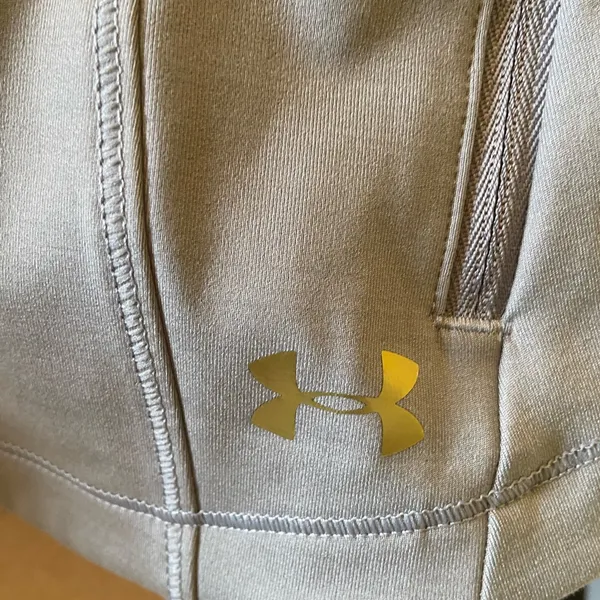 XS Under Armour heat gear gray and white sweat jacket - Image 6