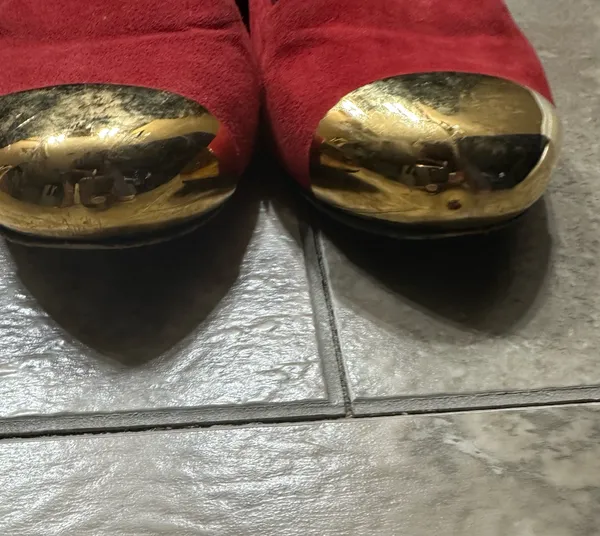 Yves Saint Laurent Red Suede Flats with Gold Toe Caps size 40/10US. - Image 5