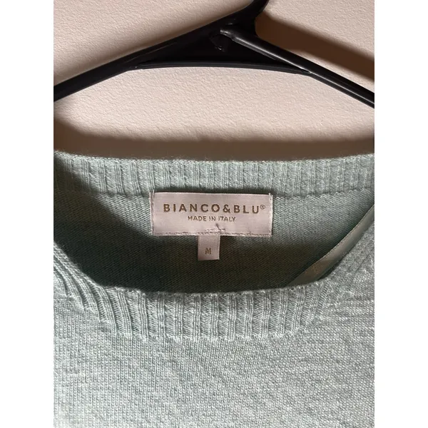 Bianco & Blu‎ Lgt Blue sweater ribbed hemline & side slits Medium Cottage Costal - Image 2
