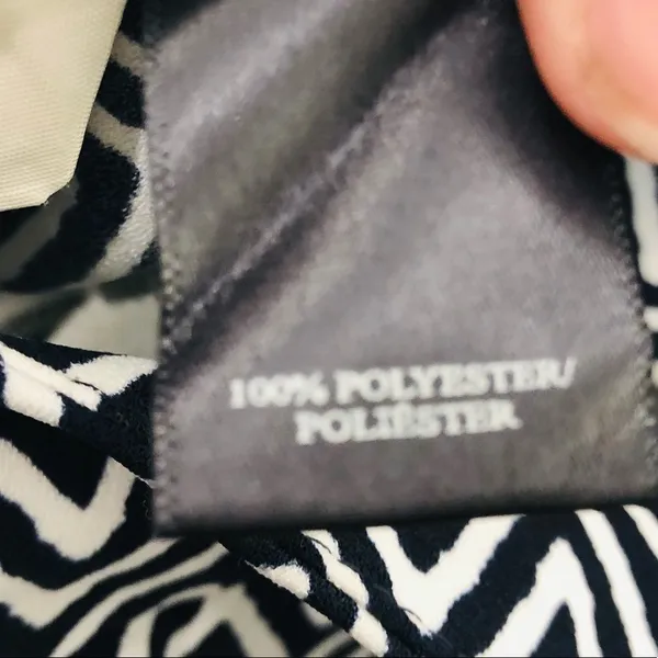 ANN Taylor Chevron Drapey Shorts - Image 8