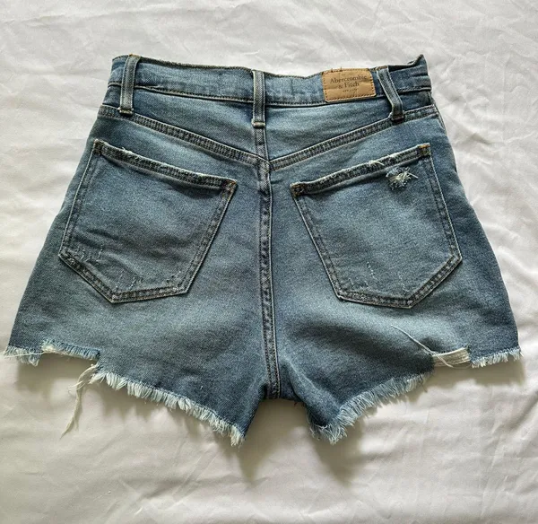 Abercrombie Curve Love High Rise Shorts - Image 2