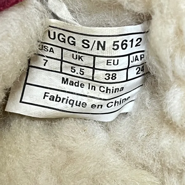 UGG Australia Dakota Sangria Pink Suede Moccasin Slippers 5612‎ Womens 7 GUC - Image 6