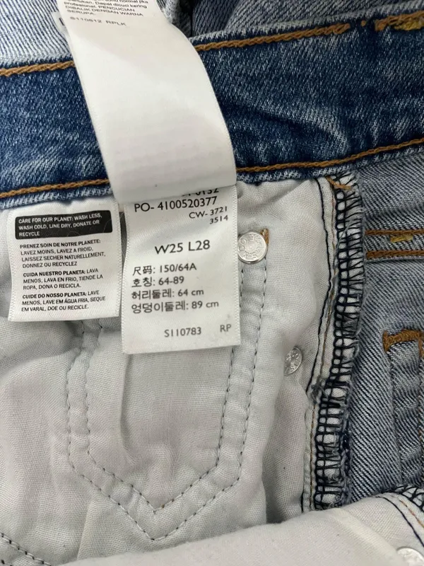 Levi’s Wedgie Straight Jeans - Image 5