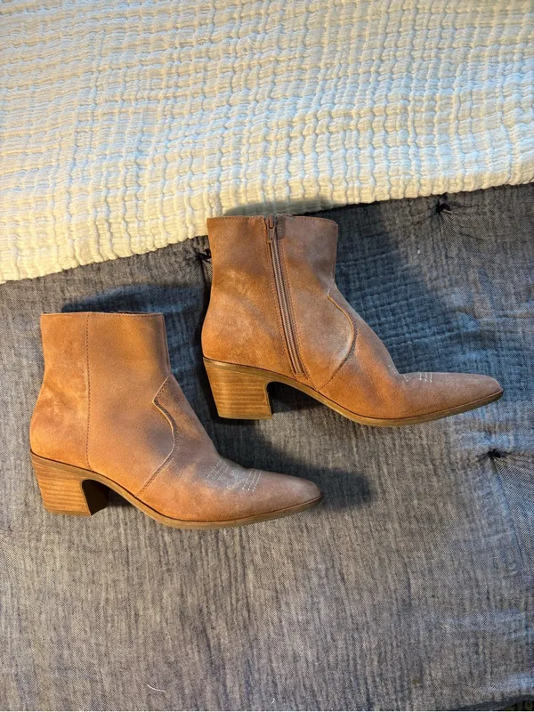 Lucky Brand Goddiy Women's Bootie size 8.5M - Image 3