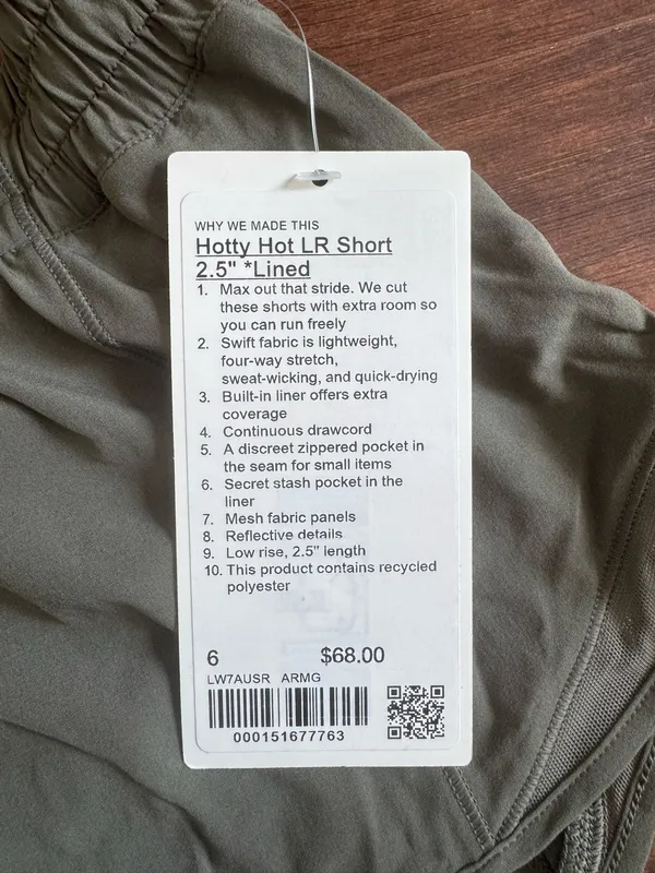 Lululemon Shorts Hotty Hot 2.5" - Image 2