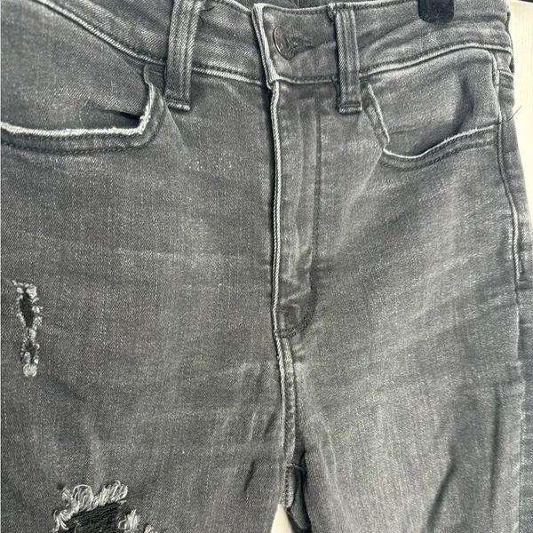 AMERICAN EAGLE Next Level Stretch Skinny Raw Hem Distressed Black Denim Size 4R‎ - Image 4