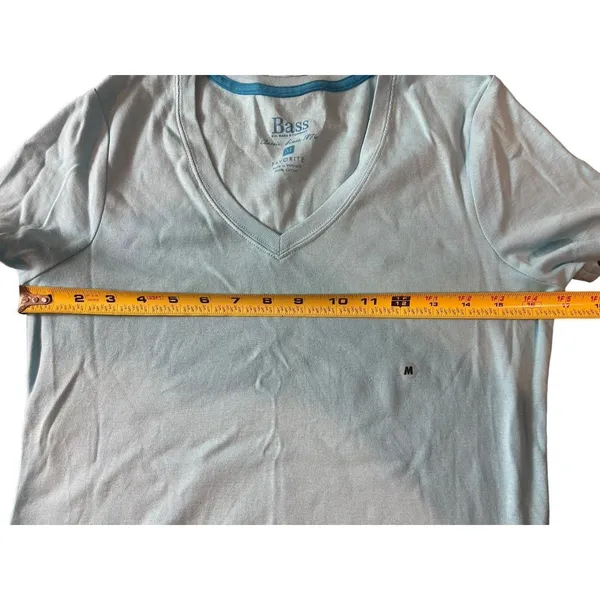 GH Bass Blue Fountain Favorite 100% CottonV-neck Short Sleeve T-shirt Size M NWT - Image 8