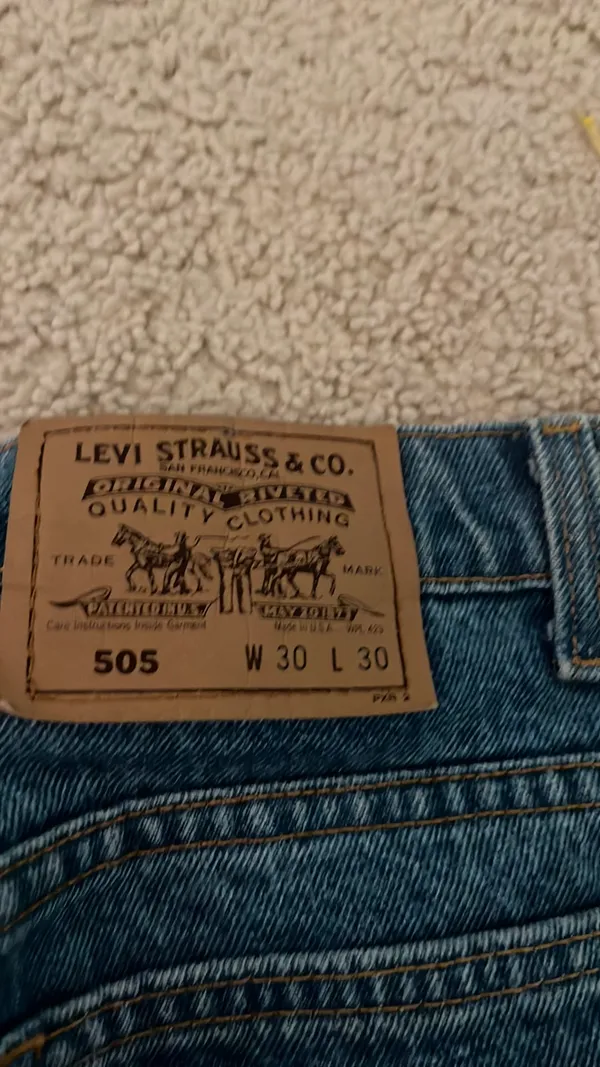 Vintage Levi’s 505 Jeans - Image 2