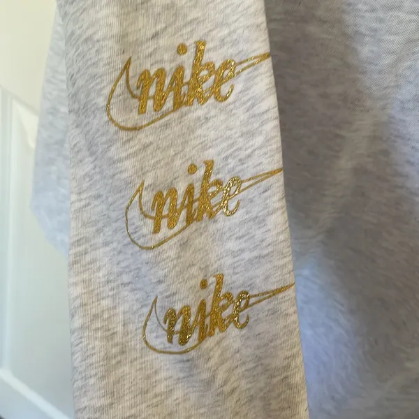 Nike Long Sleeve Gold Sparkle Logo Tee Large Activewear Workout - Image 3