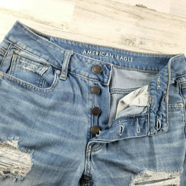 American Eagle Tomgirl Distressed Jeans Womens 4 Regular Light Wash Tapered - Image 6