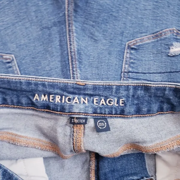 American Eagle Curvy Mom Short Distressed Denim Jean - Image 6