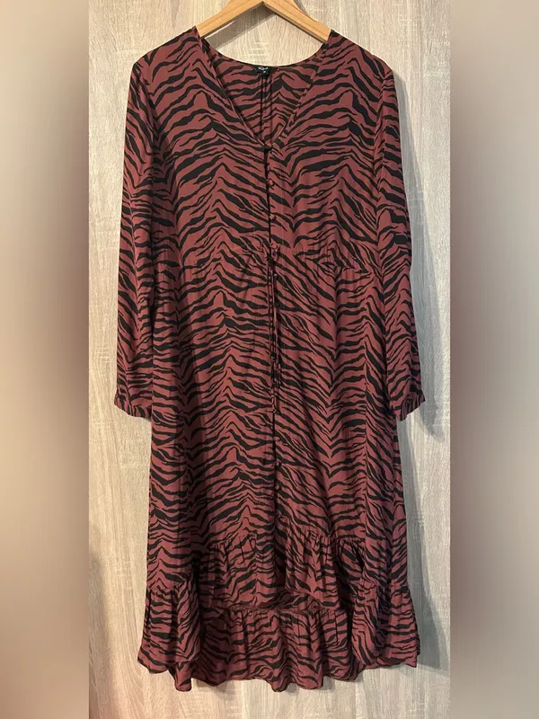 Rails Rust Black Tiger Stripe High Low Ruffle Hem Midi Dress Size Medium - Image 3