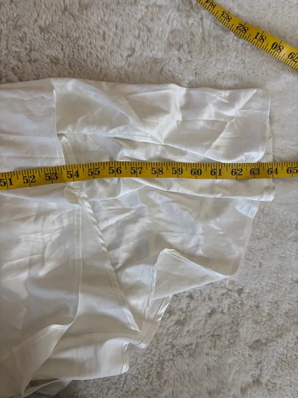 Lulus Torri White Satin Off-the-Shoulder Maxi Dress Size small Bridal classic - Image 9