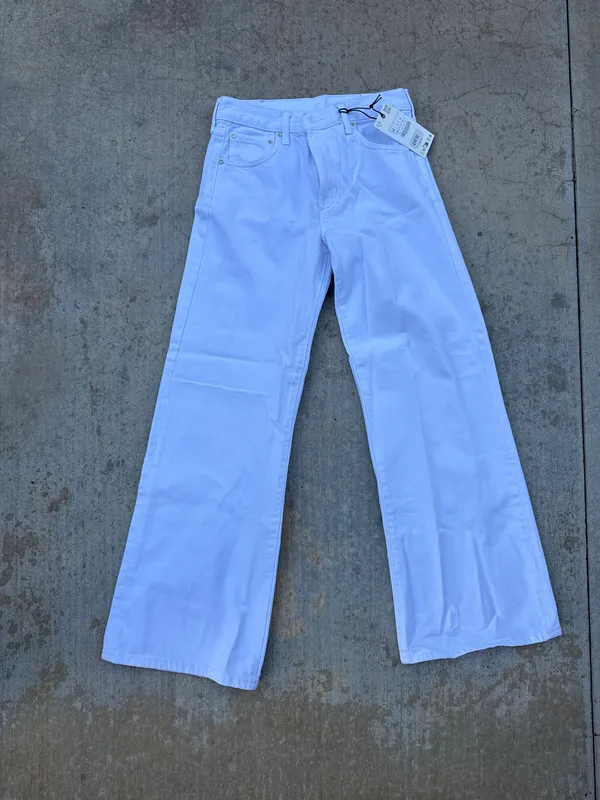 Zara Jeans - Image 2