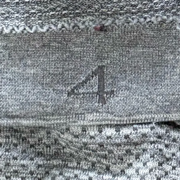Lululemon Grey‎ Swiftly Tank Top Size 4 EUC - Image 4
