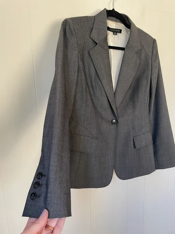 Anne Klein grey wool blend blazer suit jacket stretch lined Women’s size 8P - Image 3