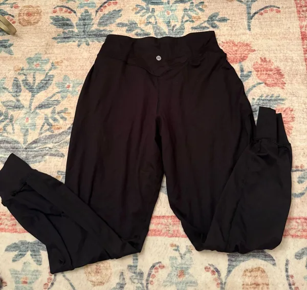 Amazon Joggers - Image 2
