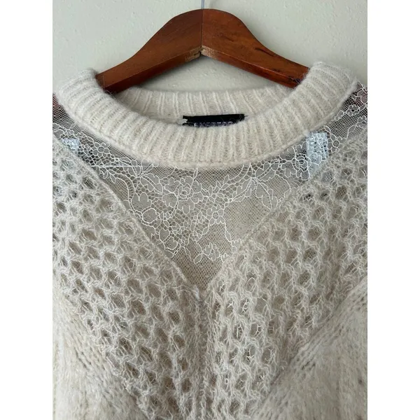 Cream Lace Inlay Sweater Size Small - Image 4