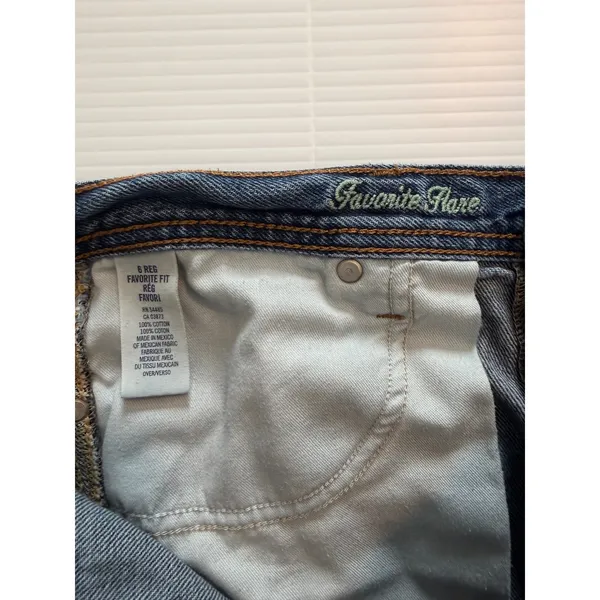 American Eagle‎ Favorite Fit Flare Jeans Medium Wash Distressed 6 Reg 100 Cotton - Image 6