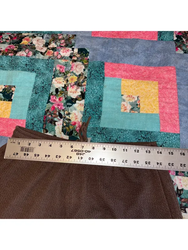 Fabletics Medium $50 Crinkle Knit High Waisted Brown Textured Athletic Shorts - Image 8
