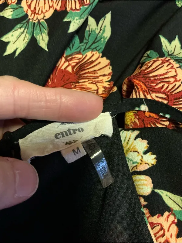 Ecote Entro Black Floral Halter Neck Swing Dress Medium Pockets - Image 3