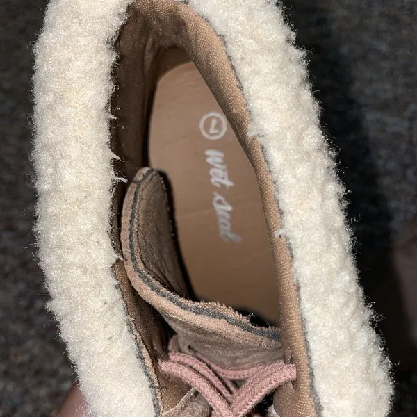 Womens Wet Seal Booties with Heel - Image 5