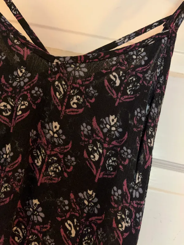 Target Floral Tank Top - Image 2