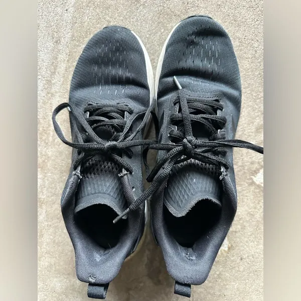 Adidas Women’s Black Athletic Sneakers size 7.5 nwot - Image 10