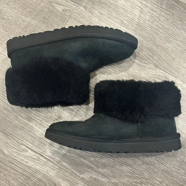 Ugg Black Classic Mini Fluff Shearling Sheepsksin Cuff Boot Sz 8 Cozycore Lounge - Image 6