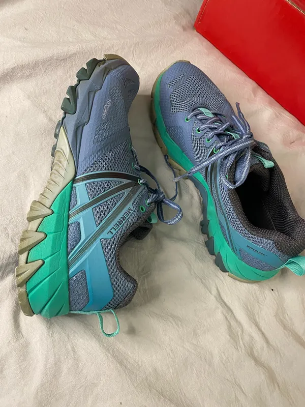Merrell sneakers Womens Shoes Size 8 - Image 5