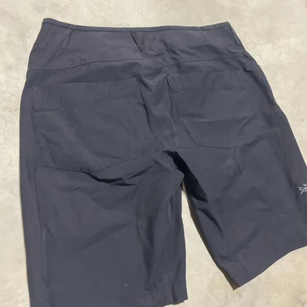 Arcteryx Nylon Stretch Quick Dry Hiking Shorts Women's Size 8 Black Camping - Image 11