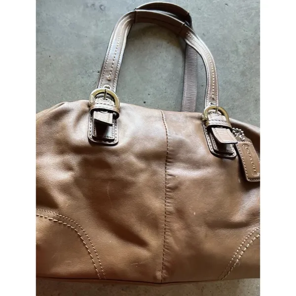 Coach F17220 Soho Shoulder Bag Purse Brown Leather Boho Slouchy Classic - Image 5