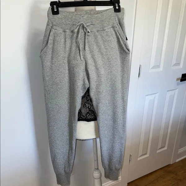 Abercrombie Cozy Gray Sweatpants - Image 2
